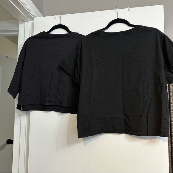 Levi cropped short sleeve tees - Size Large - Black - Picture 3 of 4
